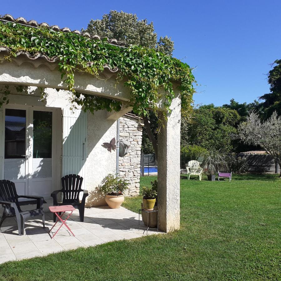 Chambres D'Hotes & Jacuzzi - A L'Ombre Des Amandiers Saint-Martin-dʼArdèche Eksteriør billede