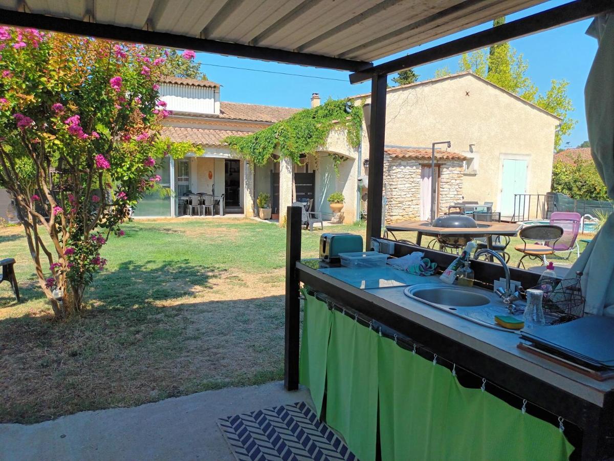 Chambres D'Hotes & Jacuzzi - A L'Ombre Des Amandiers Saint-Martin-dʼArdèche Eksteriør billede